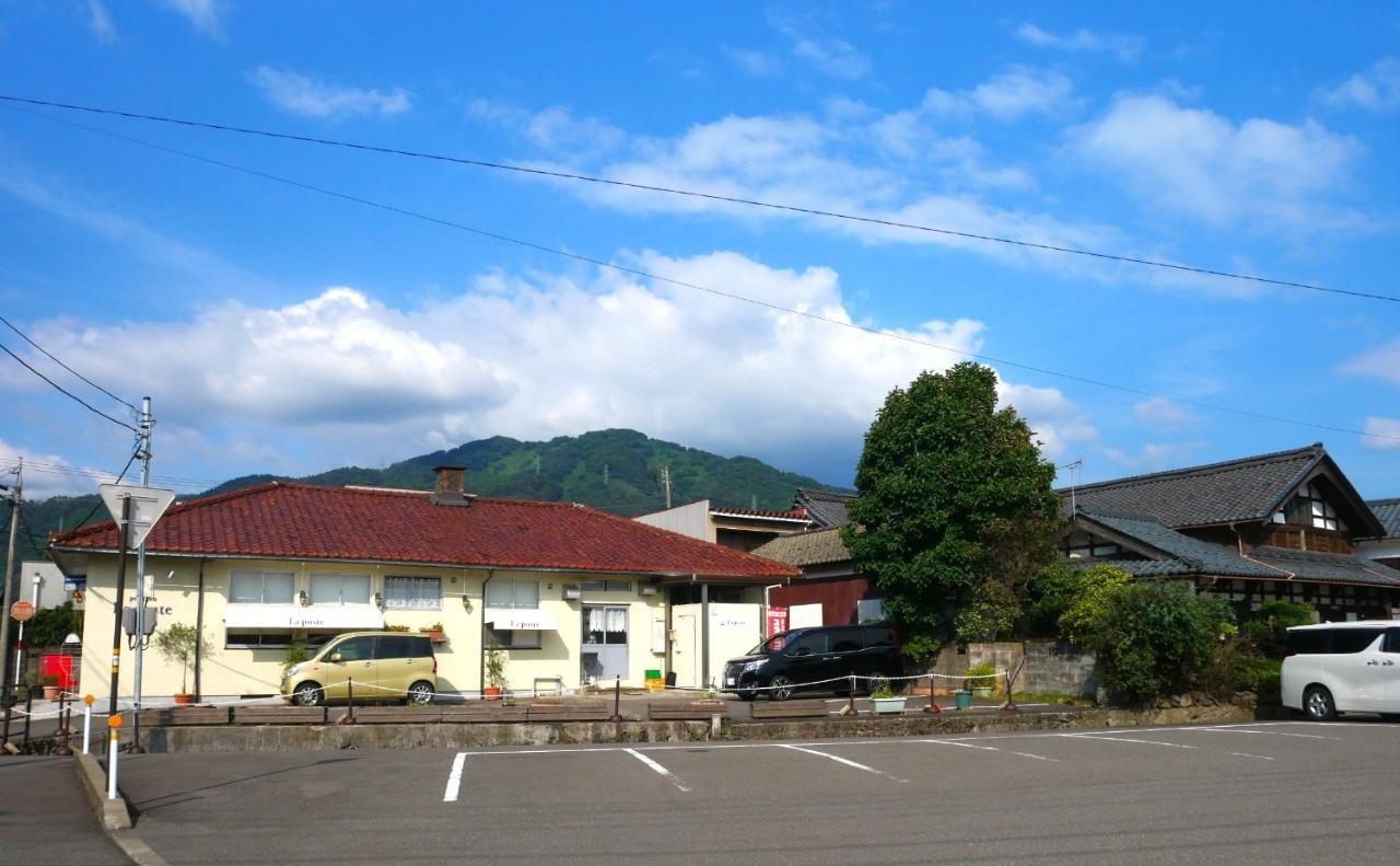 駅前宿舎 禪 Shared House Zen Eiheiji Экстерьер фото