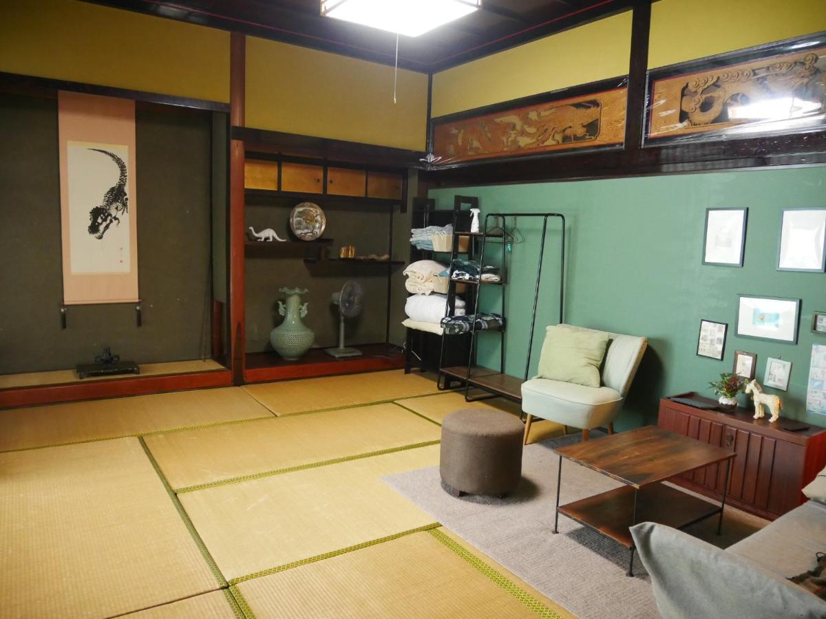 駅前宿舎 禪 Shared House Zen Eiheiji Экстерьер фото